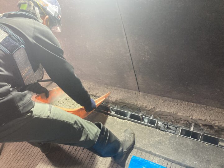 ジェットコンクリート打ち込み